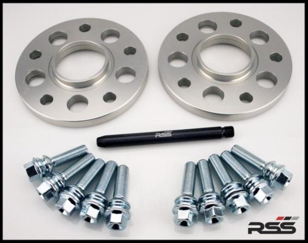 RSS: 378 (18mm) Cayenne Hubcentric Silver Spacer/Silver Wheel Bolts