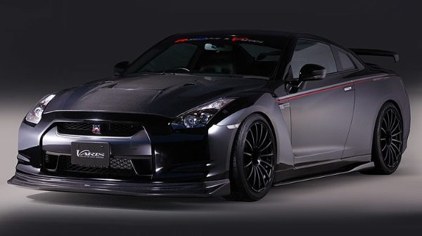 VARIS: NISSAN R35 GT-R AERO PARTS